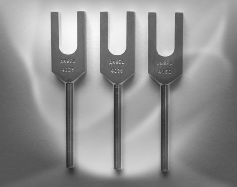 Lot De 3 Diapasons 4096 Hz - Argenté - Avec Marteau En Bois Et Sac De Rangement - 9